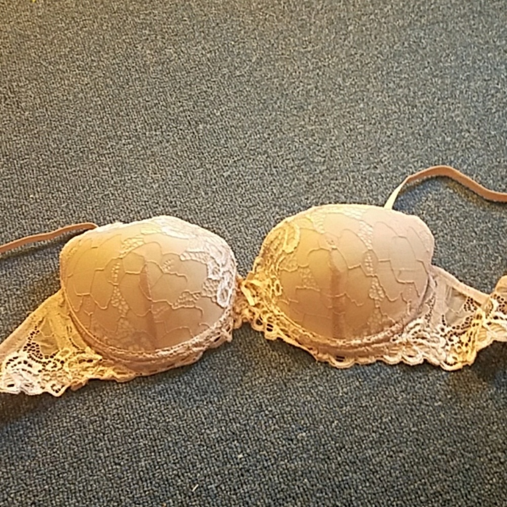 Lacy pink push up bra